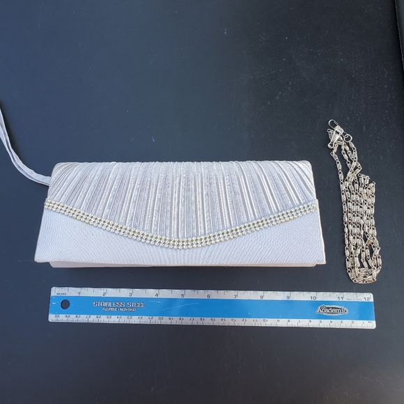 2 Purse Bundle - Picture 5 of 8